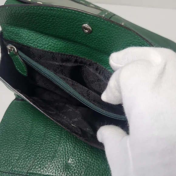 Bcbgmaxazria Large Green Leather Wallet - Picture 15 of 16